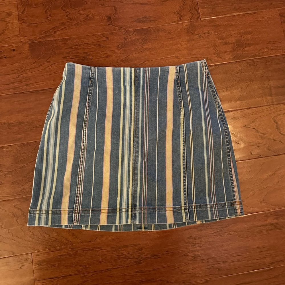 Striped jean mini pencil skirt